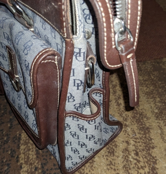 DOONEY & BOURKE Signature Logo Double Pocket GRAY & Brown Tote Handbag Purse - Picture 11 of 12